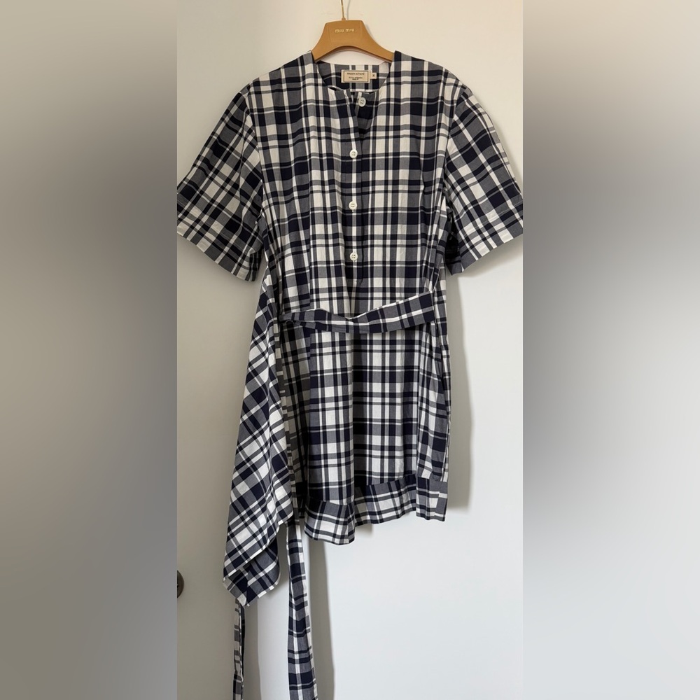 (Authentic) Maison Kitsuné dress - Picture 2 of 8